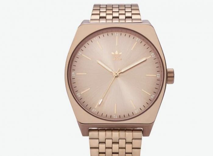 适合运动打球的手表,阿迪达斯正品手表