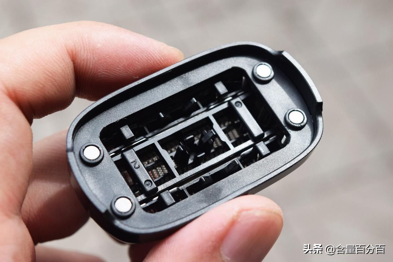 浮起式三刀头，须眉剃须刀体验点评