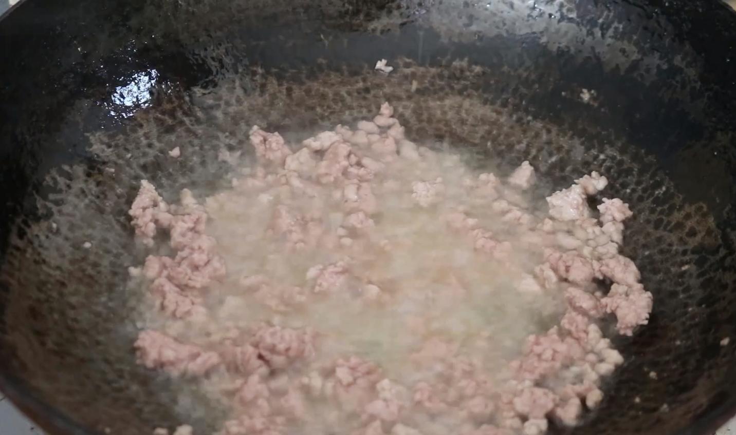 炸酱面教程简单易学,炸酱面肉酱做法开店