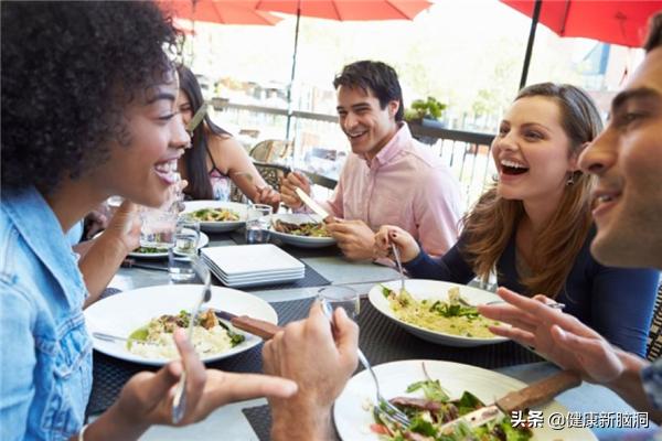 一天到晚放屁都是臭屁吃什么药,经常放屁臭屁又多怎么回事