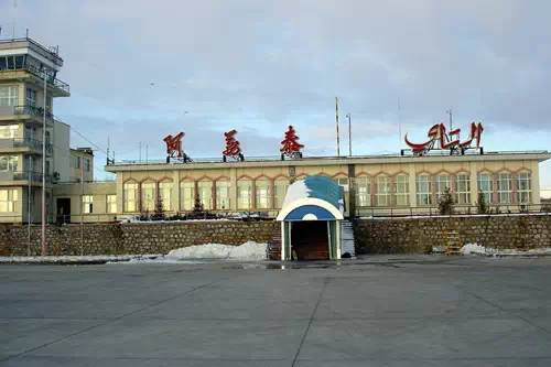 作为*疆新**人，很有必要了解一下*疆新**地名的来历