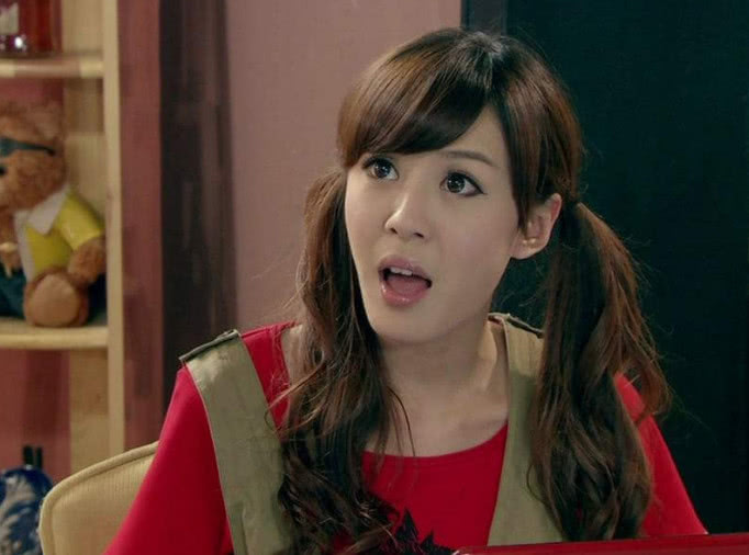 转型网红直播的10个女明星,4位网红转型成明星后现状