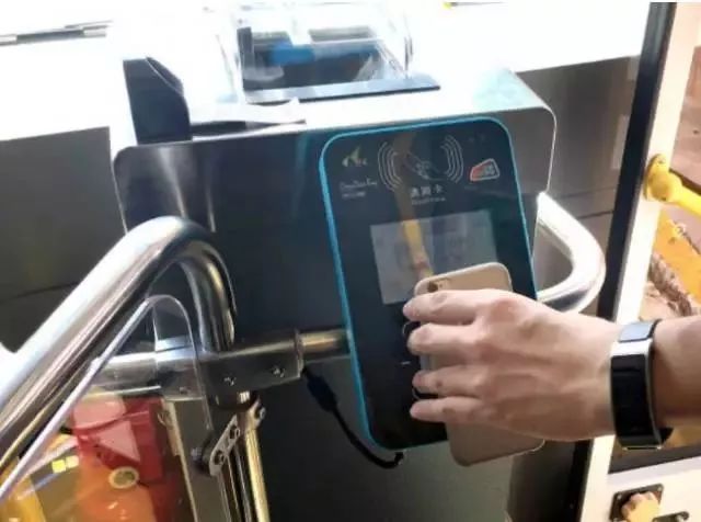 刘强东马化腾吉林省,马化腾投资刘强东