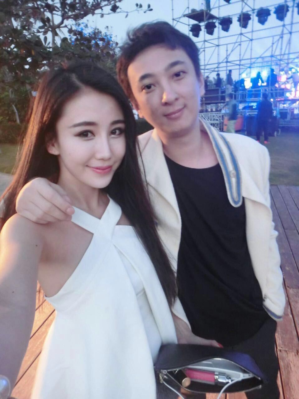 “国民老公”王思聪：一个被网红后宫团，毁了恋爱观的纯情少年