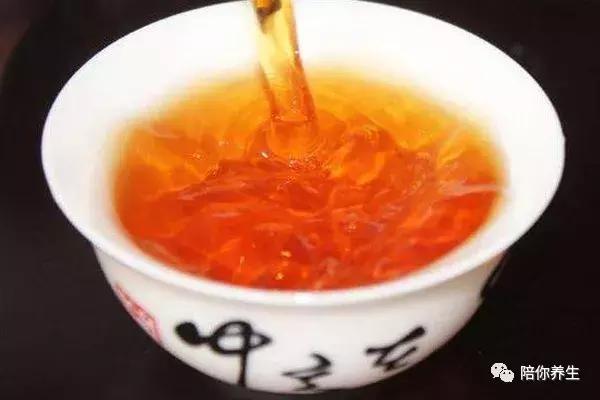 关于泡脚健康小常识,泡脚对身体和疾病都有帮助