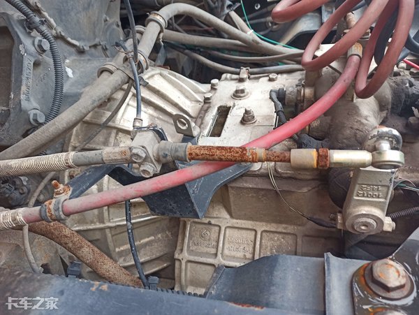 上汽红岩科索8.7,上汽红岩最新款重卡