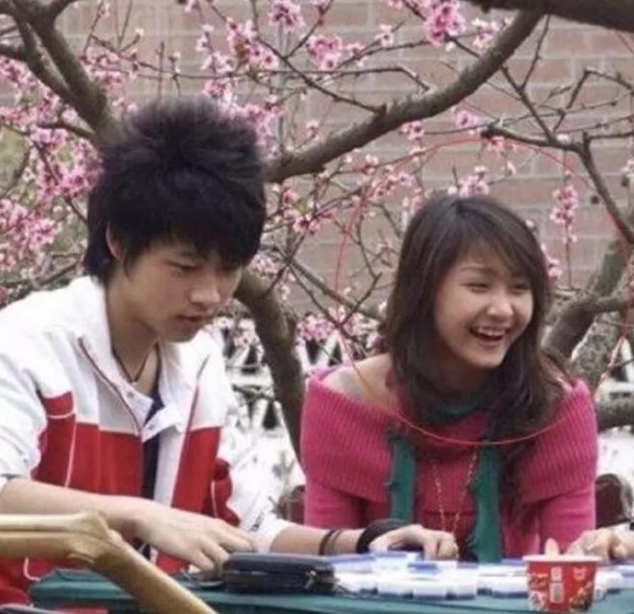 5对很幸福的明星夫妻,15对年过半百恩爱如初的明星夫妻