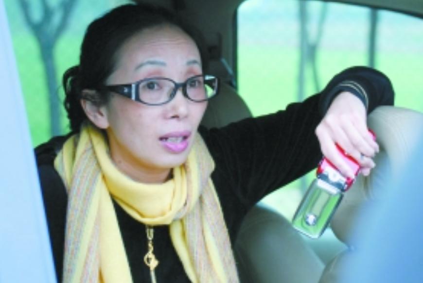 中国十大女老板身价,中国足坛两大美女老板