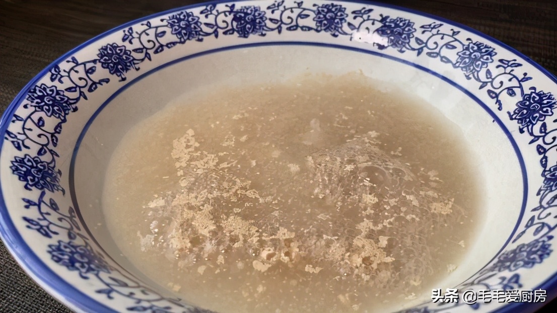 蒸包子诀窍告诉你不要直接上蒸笼,蒸包子要咋蒸不粘