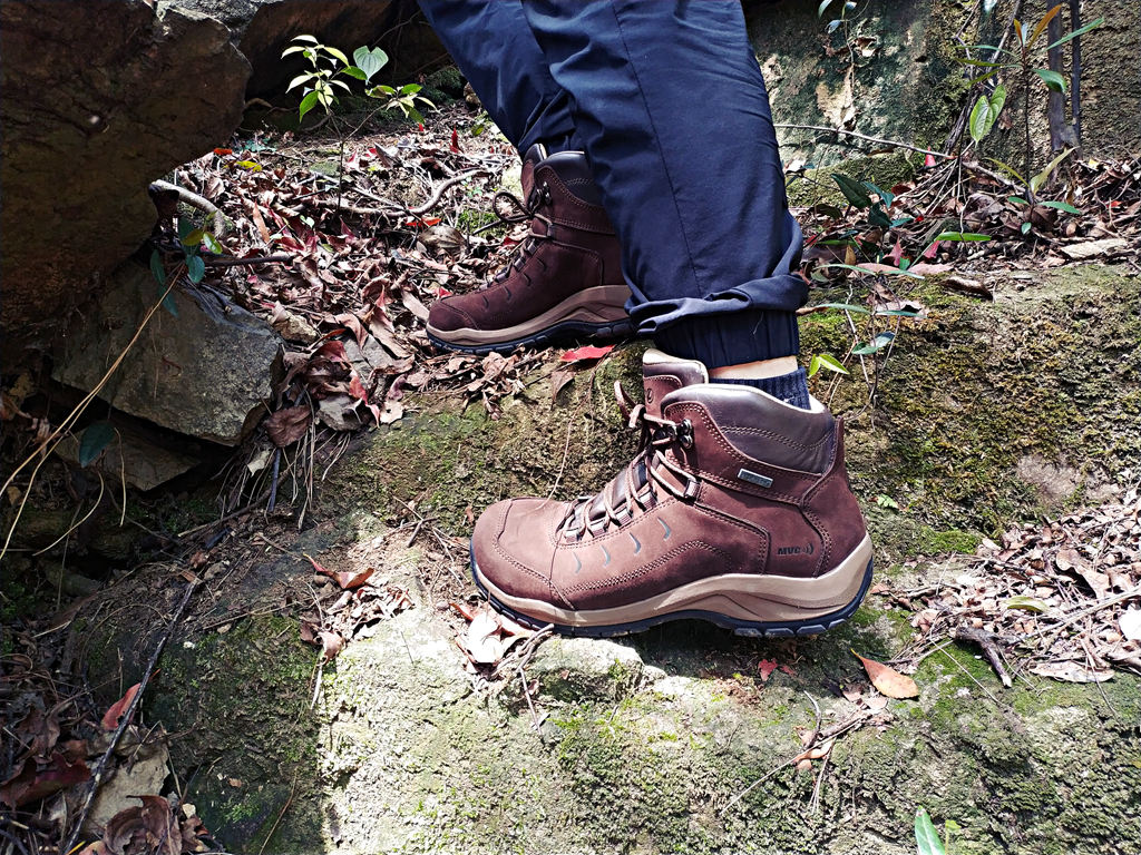 遨游仕l1登山鞋,bounce遨游仕t1b登山鞋户外测评