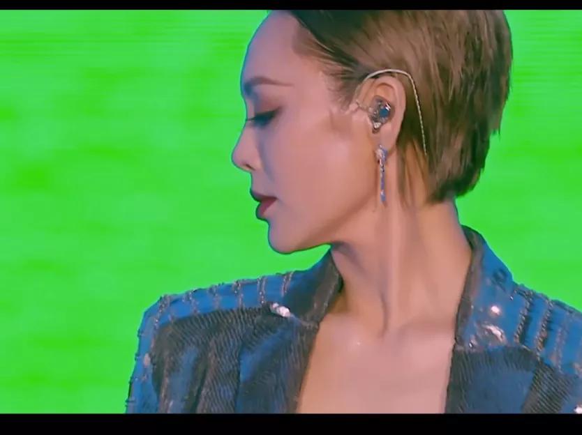 宁静乘风破浪的姐姐万茜出场,乘风破浪宁静黄龄万茜唱歌