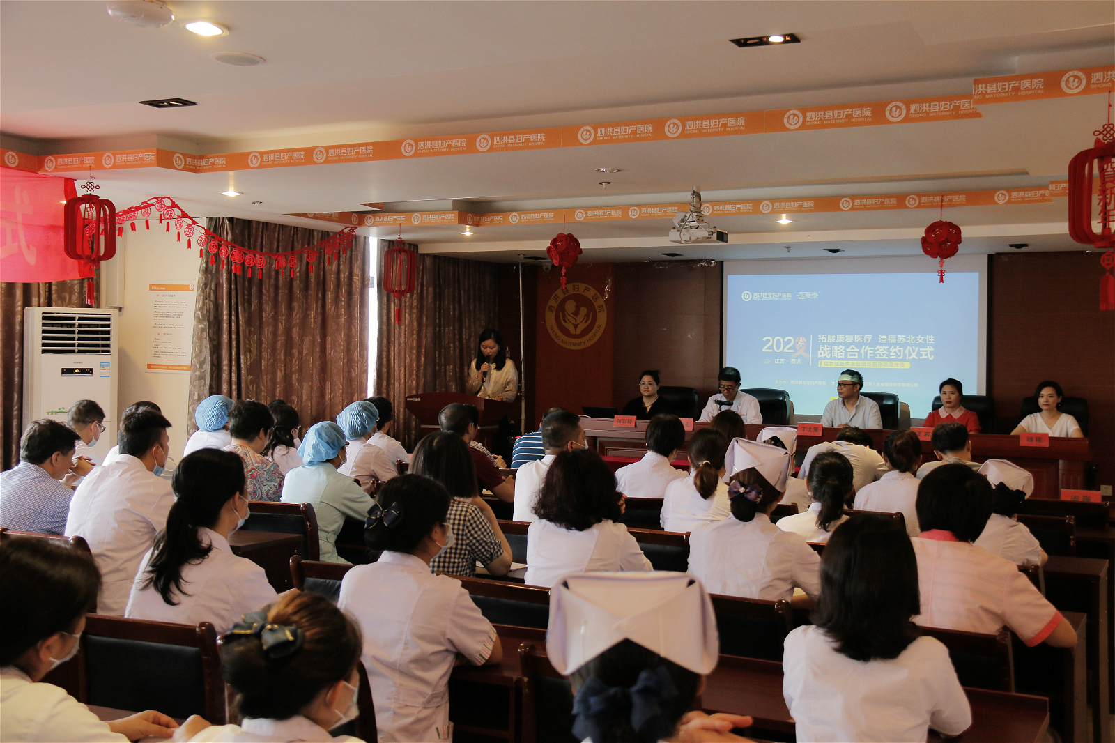 康复护理延伸进社区,拓展医疗服务