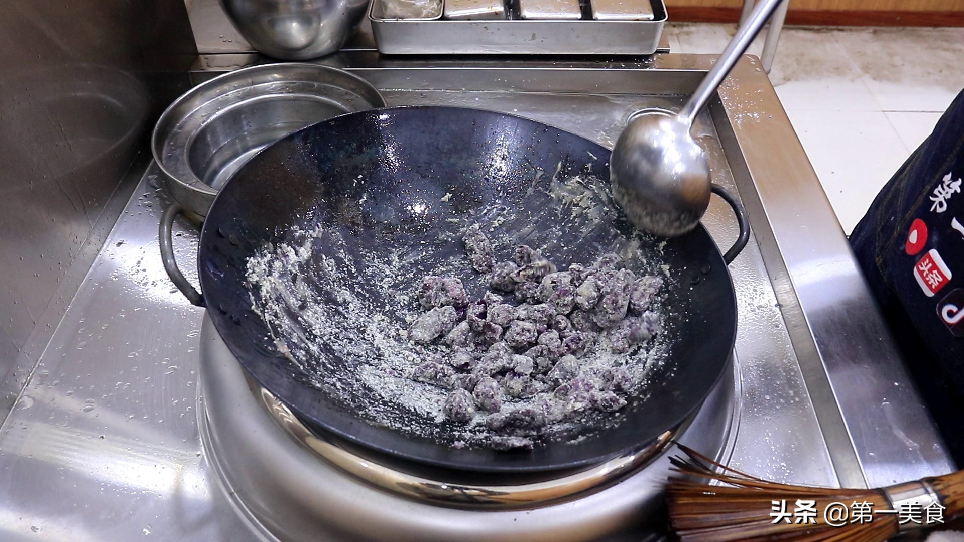 返沙紫薯家常做法,大厨教你做返沙芋头