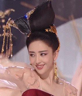 微胖不要乱穿衣服,微胖适合穿什么款式