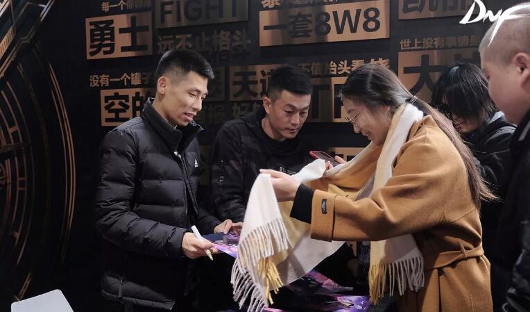 斗鱼旭旭宝宝神豪对刷,2018斗鱼十大巅峰主播旭旭宝宝