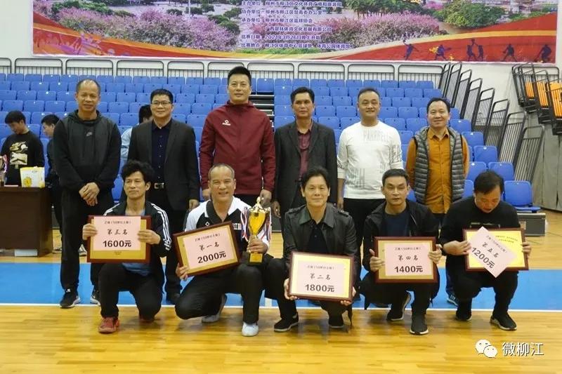 宸呭嘲涔嬫垬瓒呯噧瑙嗛,宸呭嘲瀵瑰喅瓒呯噧