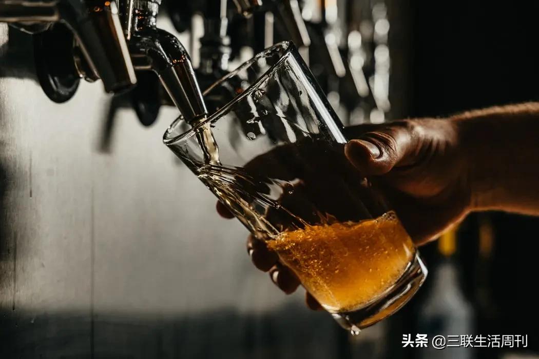 当我们谈论历史时我们在谈论什么,当我们谈论生活时我们在谈着什么