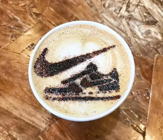 “这鞋要是假的我直播吃掉”这次就吃给你看！