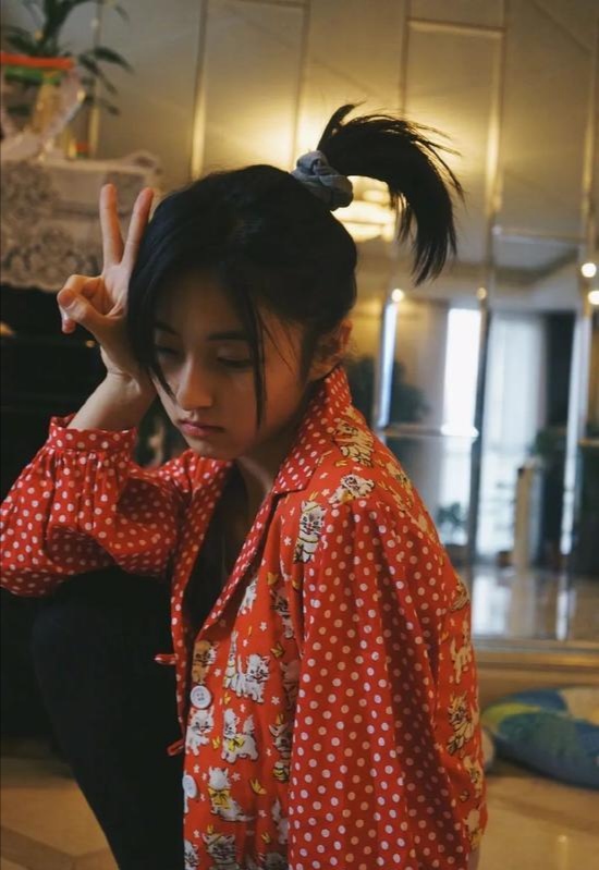 我的姐姐张子枫片段,张子枫褪去稚嫩越发少女很多