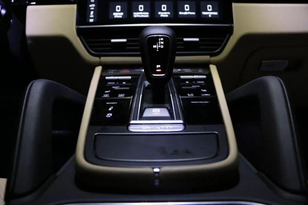 保时捷2025款cayenne3.0t试驾,2022款保时捷cayenne评测