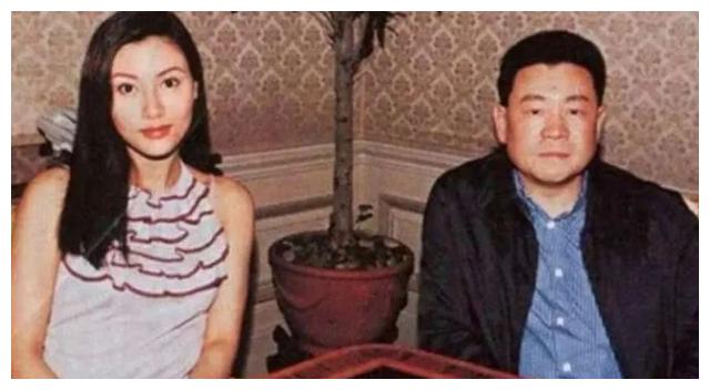 洪欣刘銮雄张丹峰,洪欣前一任老公莫少聪