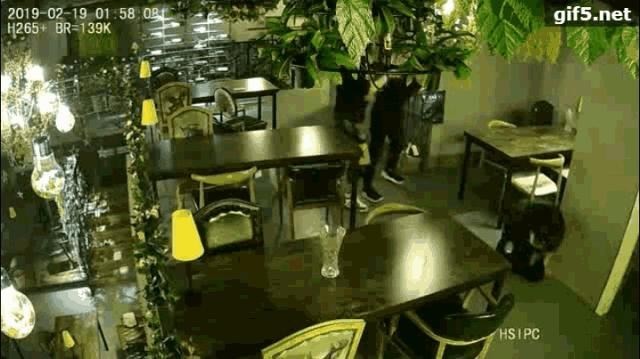 西宁酒店殴打事件,青海酒店殴打事件