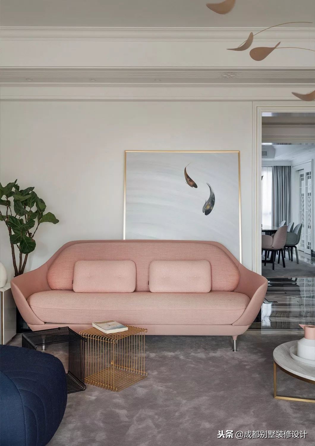 220㎡空中大平层，清新法式设计，家，就得有个精致范儿！