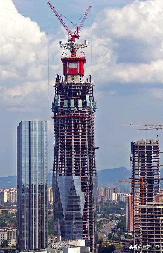 全球摩天建设:中东停歇,中国总量最多,纽约成拥有400m+数量第一城