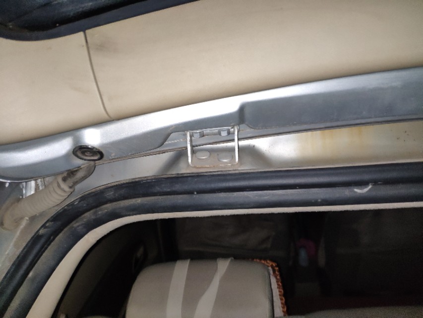 2012年奇瑞风云2现在能卖多少钱,六年的奇瑞风云2能卖多少钱