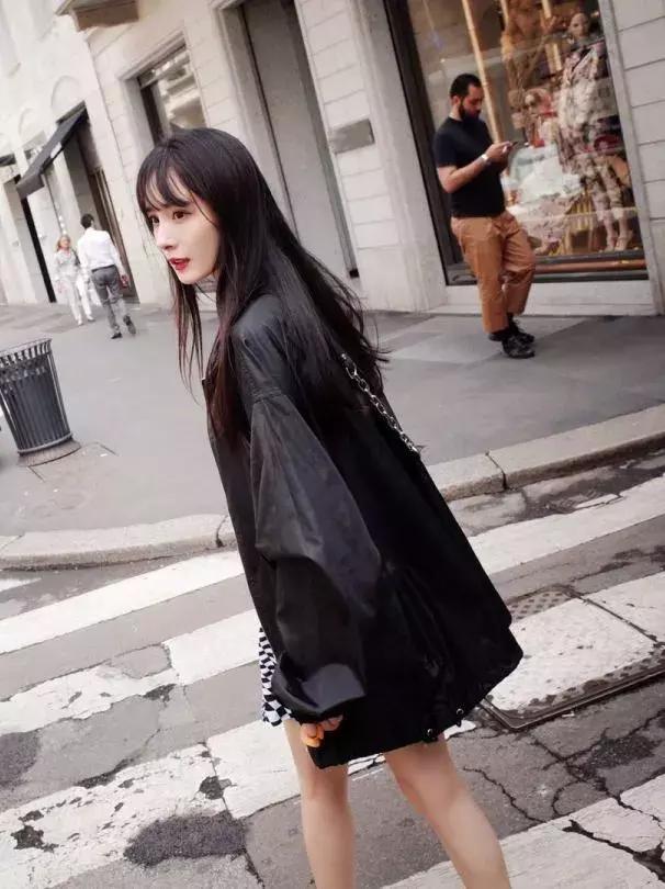 黑化后的女星杨幂,离婚黑化