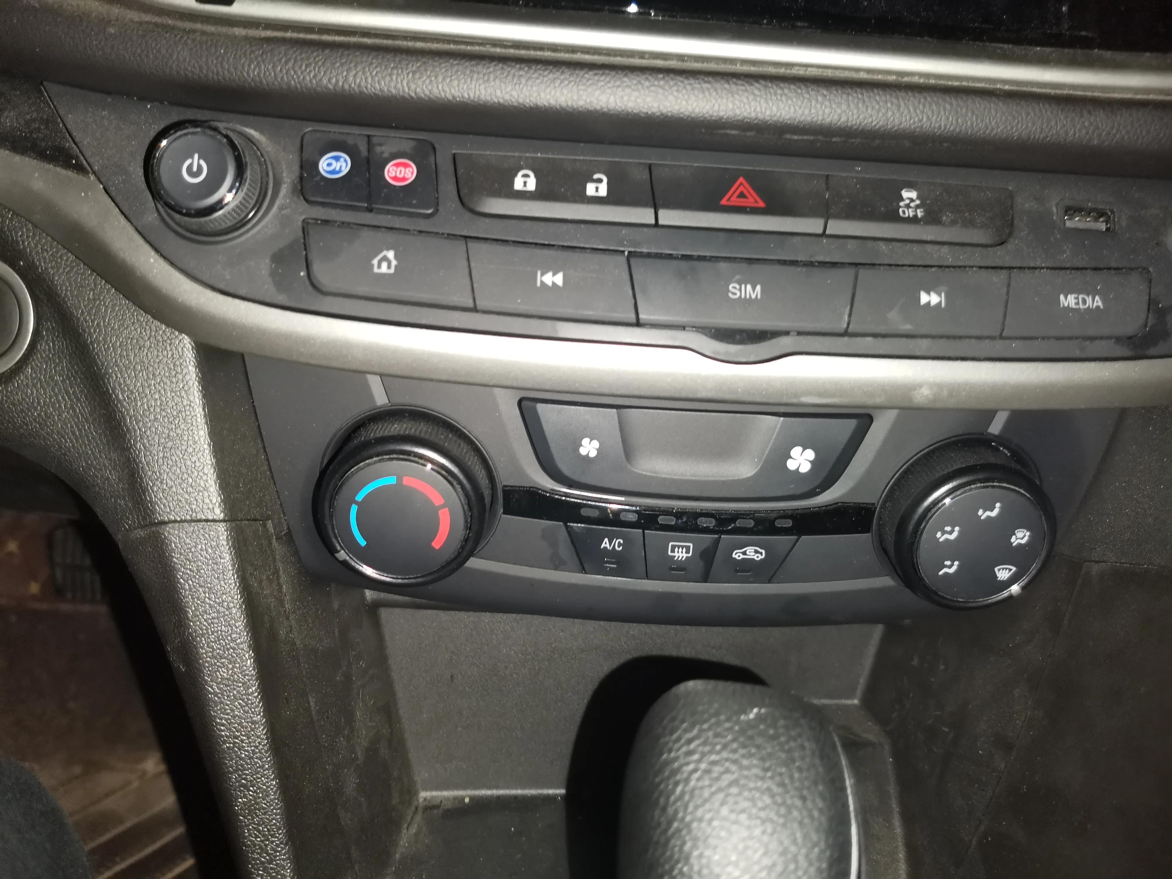 2021款别克英朗更换空调滤芯,2021款别克英朗冬天空调使用教程