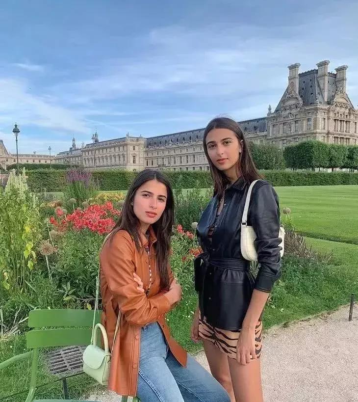 奶奶都嫌丑的旧包被Jennie背过后，半个地球的时尚博主疯狂求同款