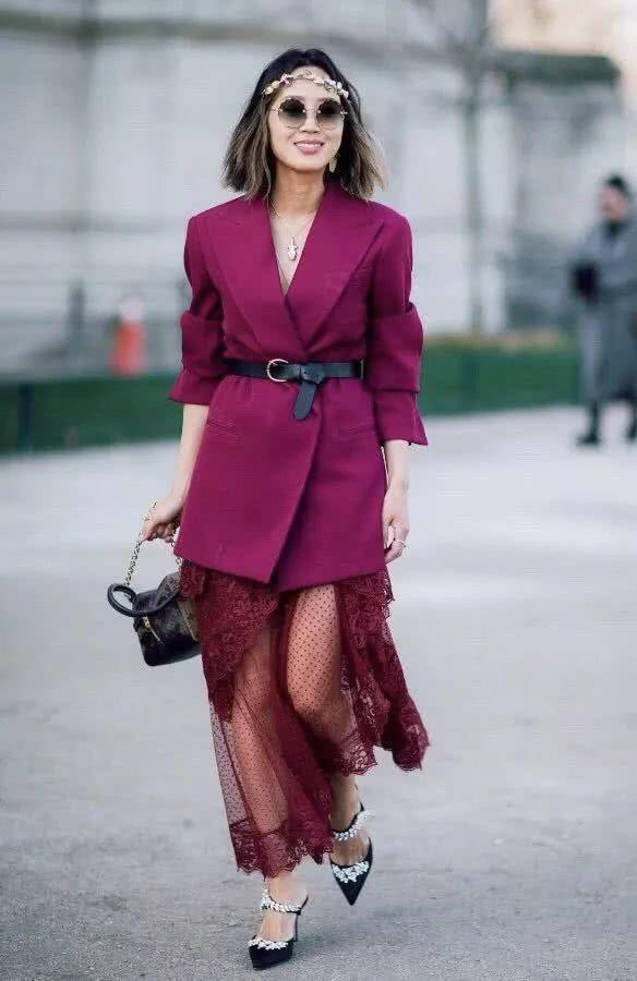 西装配裙子适合哪种发型,中长西装配什么裙子好看