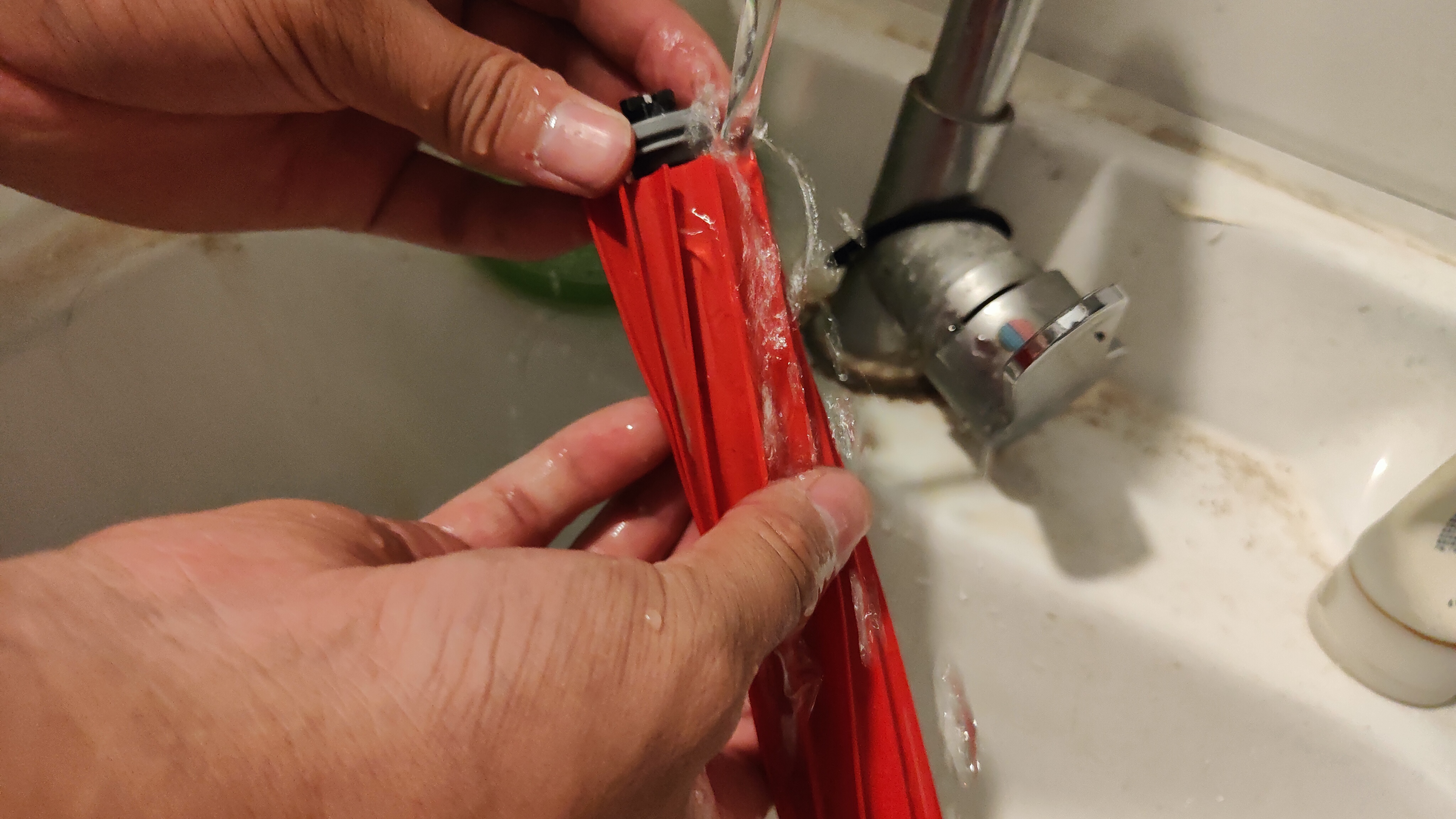 g10扫地机器人清洗,石头扫拖一体机器人g10s使用体验