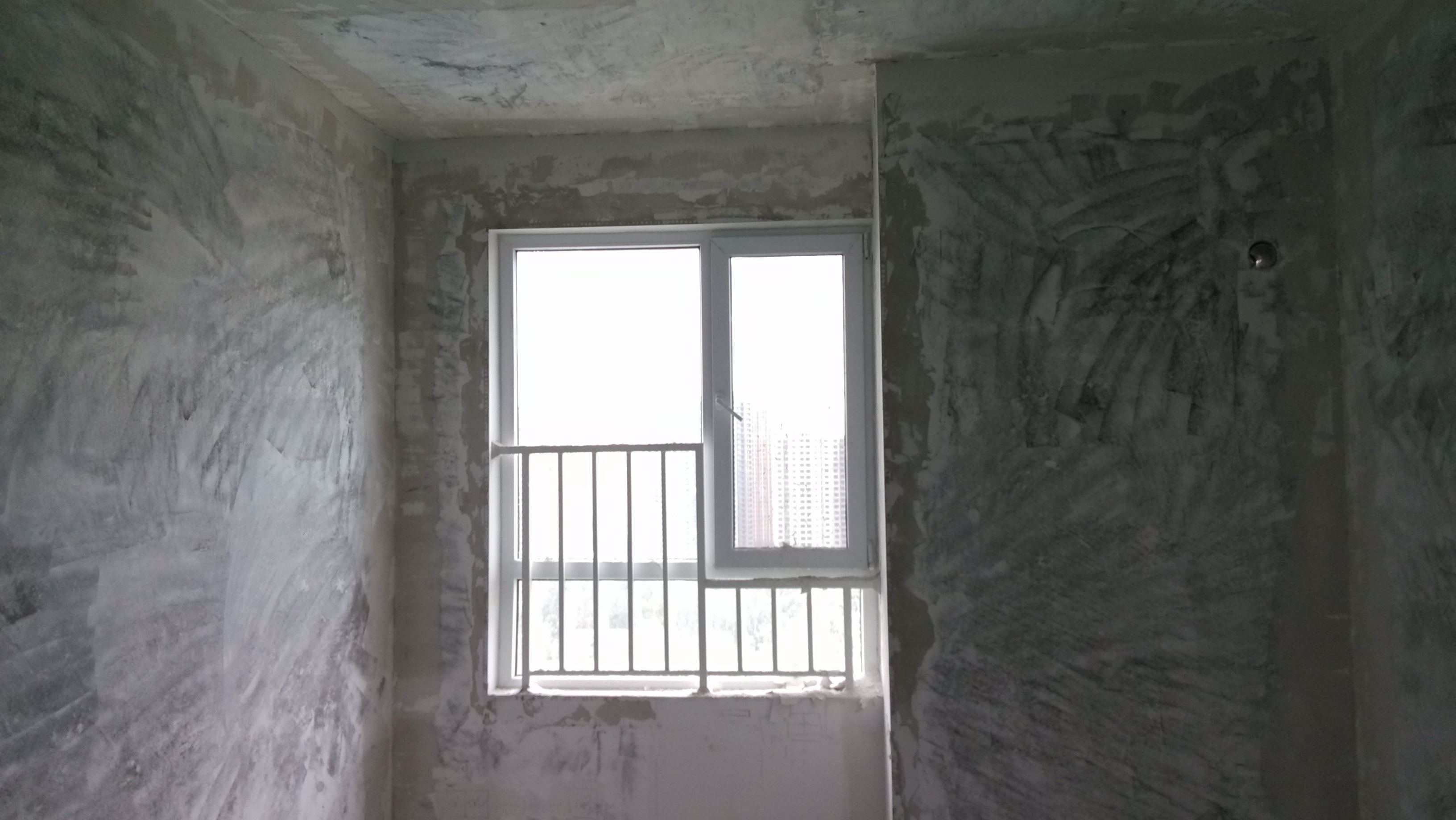 仿瓷墙面直接刷漆翻新,仿瓷旧墙翻新乳胶漆