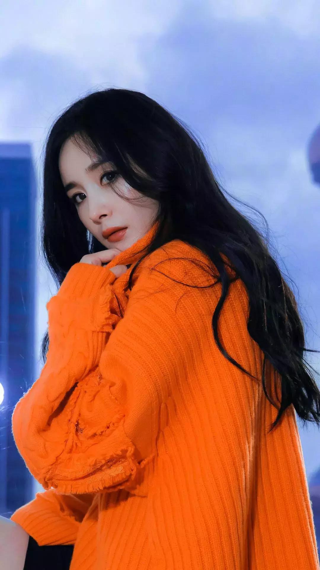 黑化后的女星杨幂,离婚黑化