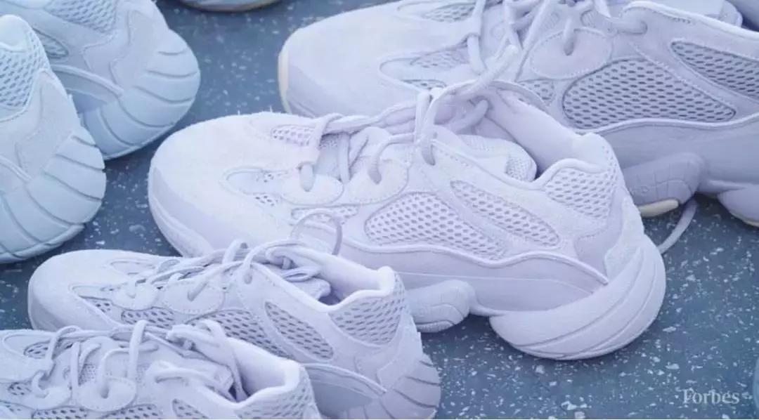 kanye把yeezy开到世界各地,kanye穿yeezy450