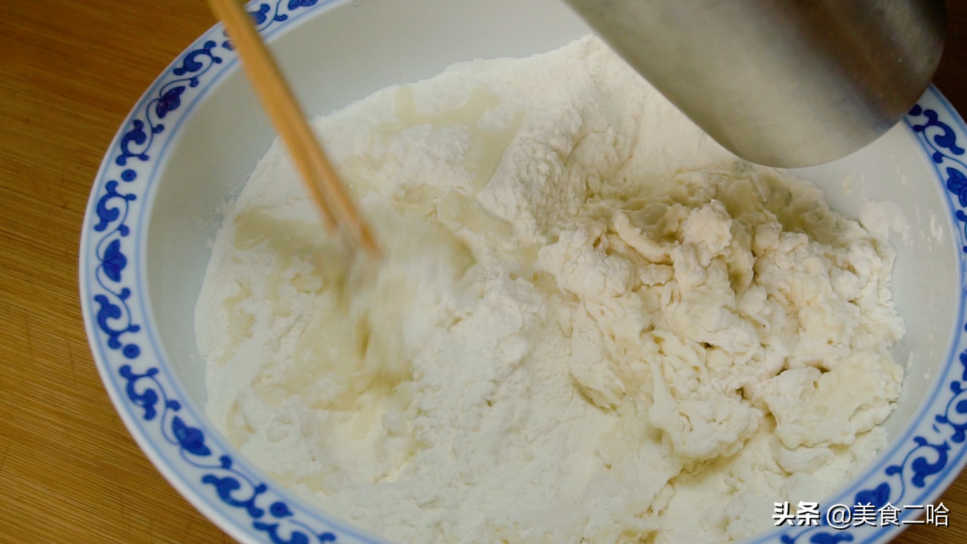 鸡蛋灌饼好吃的做法小视频,鸡蛋灌饼五分钟轻松搞定