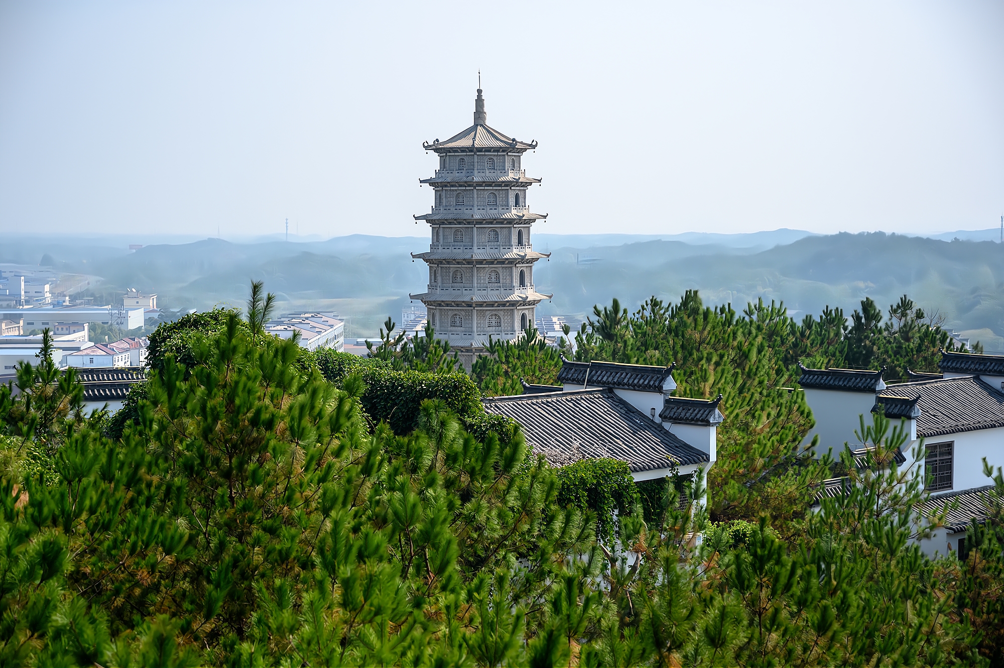 安徽兵马俑景区,安徽最大山寨兵马俑