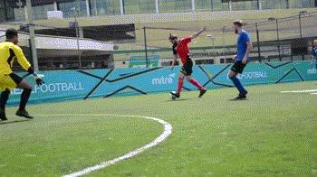 足球射门技巧小学生,足球点球射门小技巧