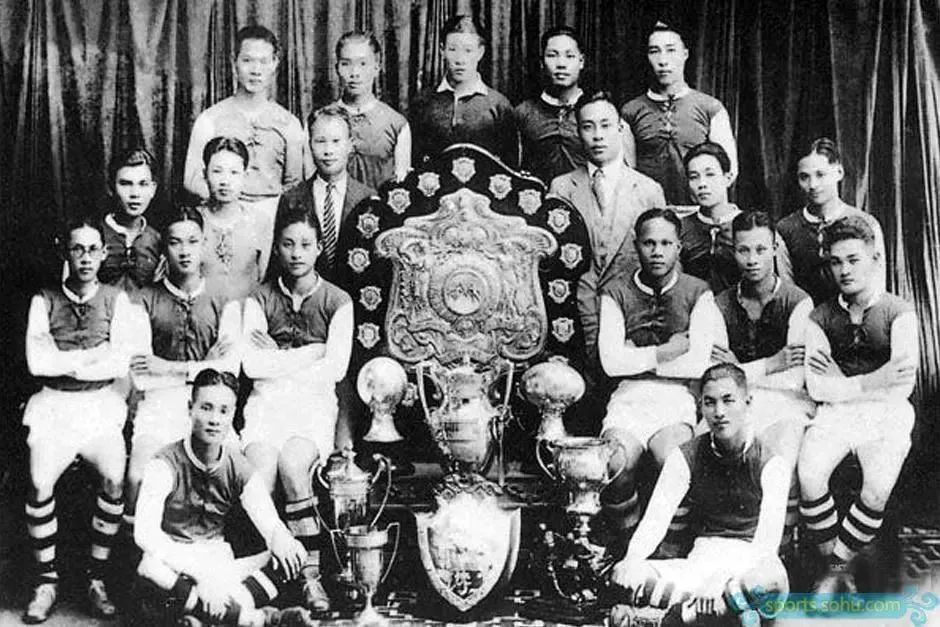 足球历史第一人是贝利还是梅西,世界足球史上最伟大的球王