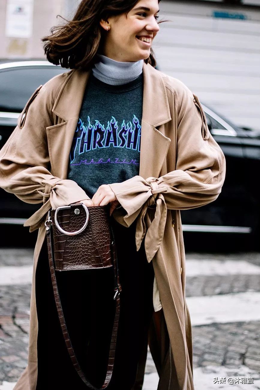 卫衣的n种穿法你学会了吗,卫衣的4个搭配方法太时髦了
