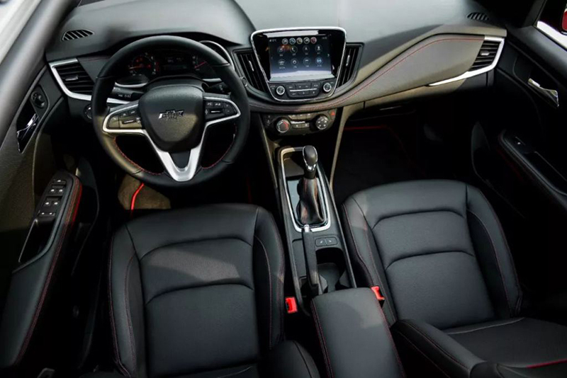 科鲁泽19款和起亚k3哪个好,起亚k3与雪佛兰科鲁泽哪个好