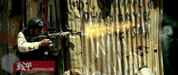 美国黑鹰战机坠落视频,黑鹰坠落最震撼视频