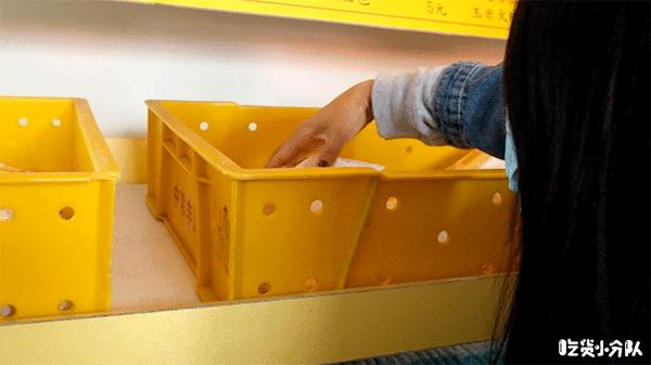 卖价在8至10元的工业面包,10元面包批发厂家