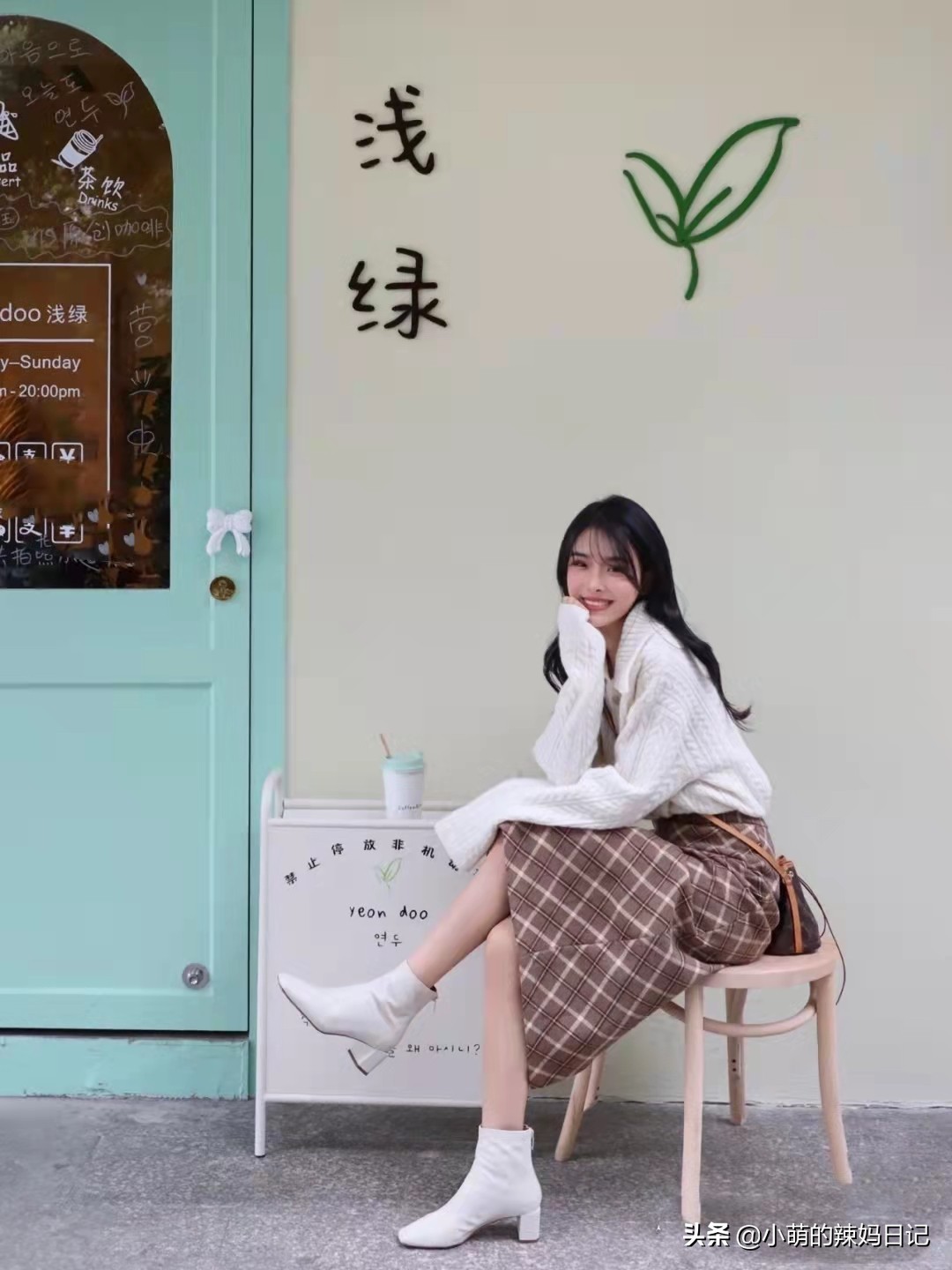 秋冬靴子推荐什么颜色,秋天哪个颜色靴子好看