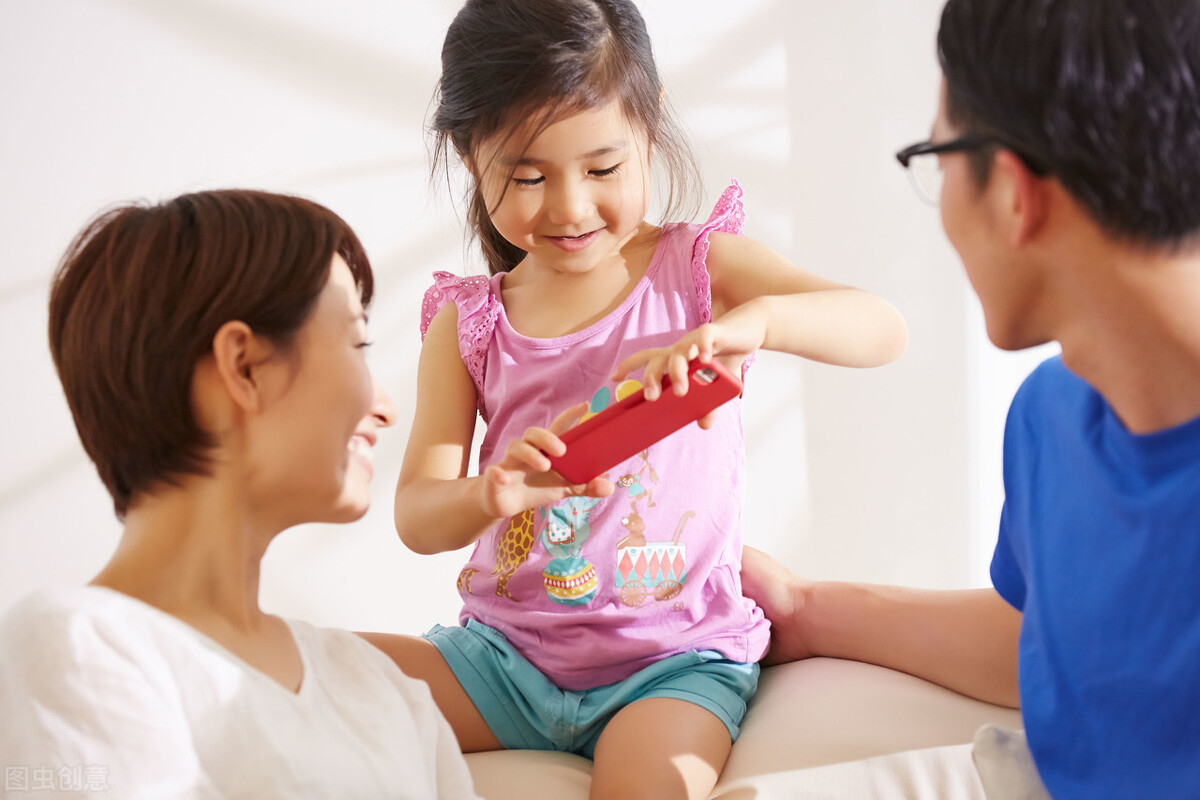 科学教养孩子15:父母如何营造科学和谐的家庭教育环境?