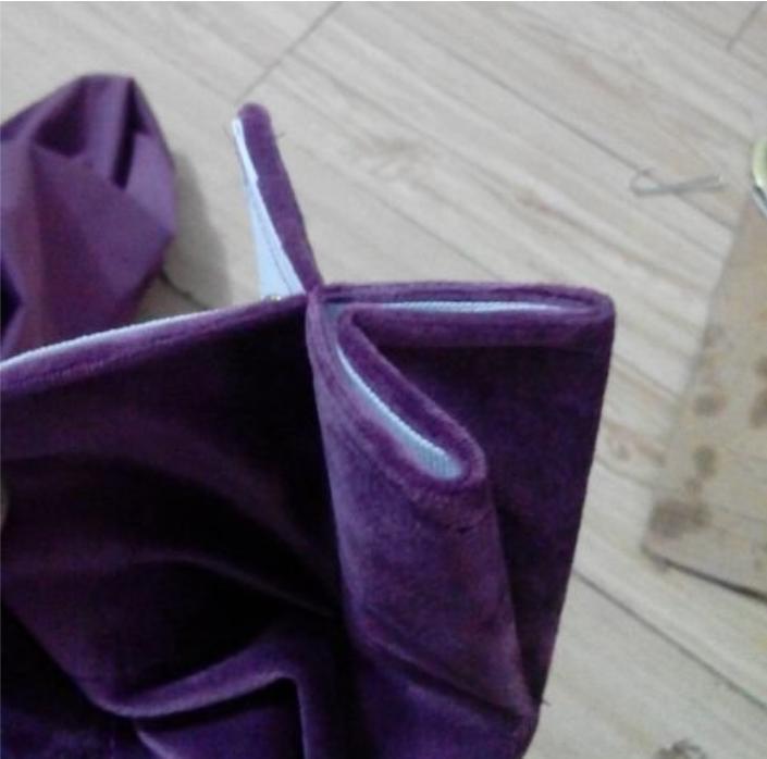 窗帘颜色选择，和它对着干，效果是最好的