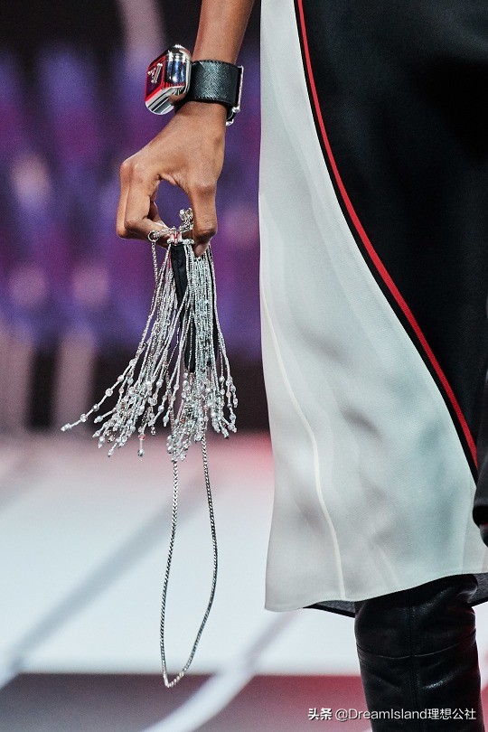 prada2023早春新款包,新款prada时装包晚宴包