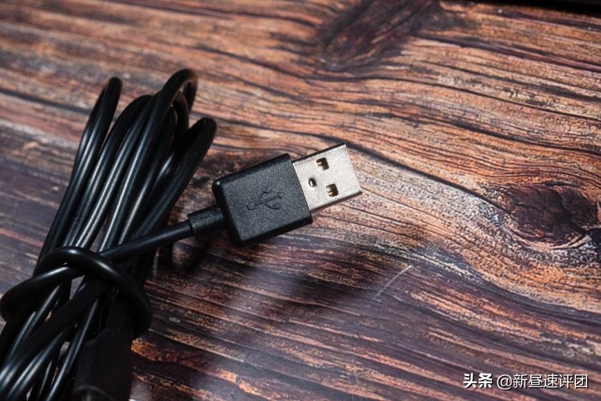 倍思沃可,倍思i沃克屏幕挂灯测评